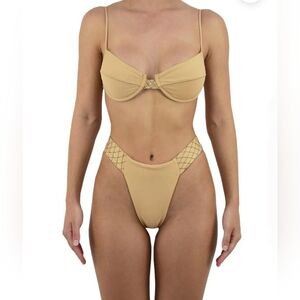 Heart Of Sun Cindy Top Bikini NWT